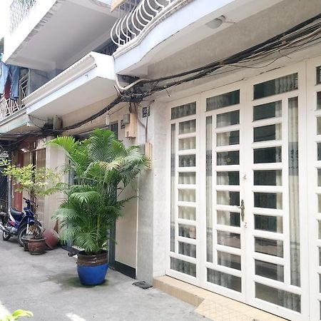 Thuy Huong Homestay Хошимін Екстер'єр фото