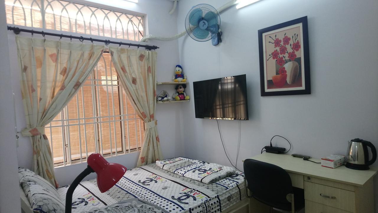 Thuy Huong Homestay Хошимін Екстер'єр фото